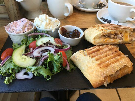 Marley's cafe & bistro