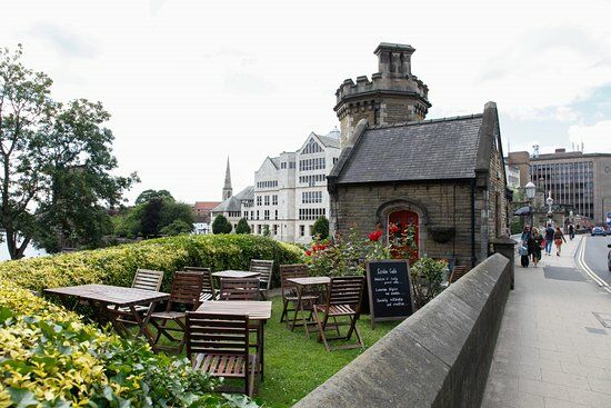Circles Cafe & Gin Bar