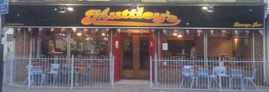 Muttley's Cafe Bar