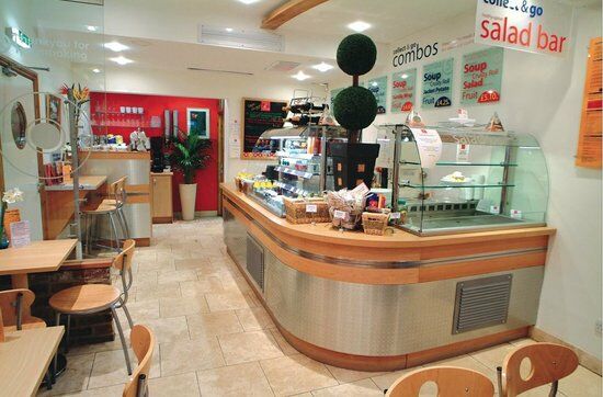 Yo Yo Cafe Bar
