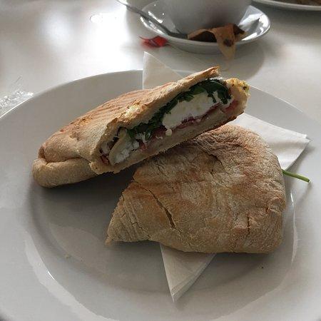 Indulge Deli Bar