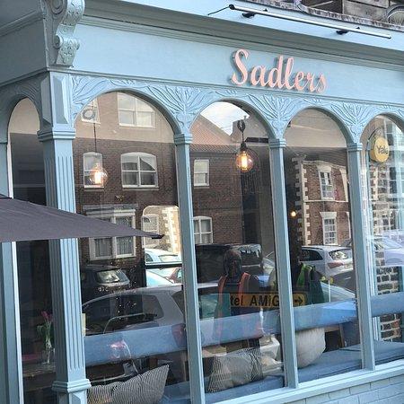 Sadlers Cafe & Bistro