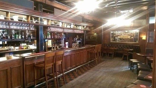 George Hotel