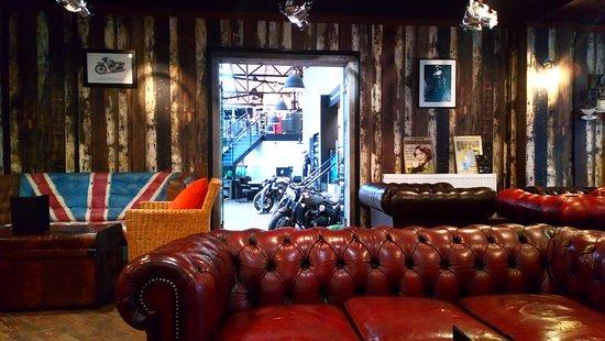Cafe Moto