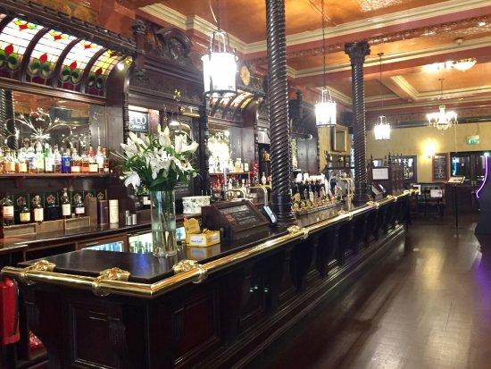 Victoria Hotel