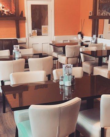 Eve's Cafe