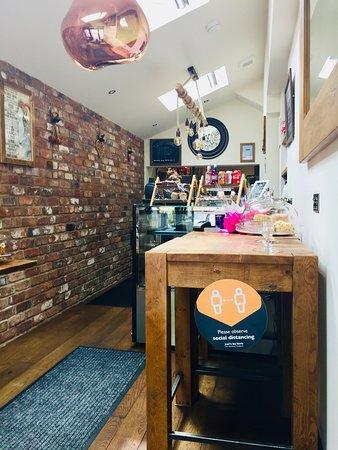 52 Broadway Coffee Shop
