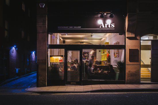 Art's Cafe Bar & Restaurant