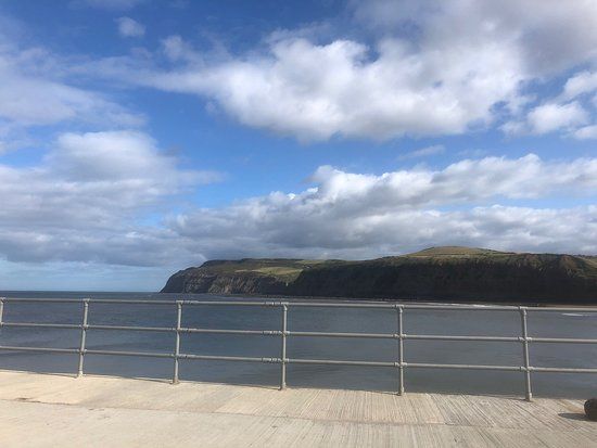 Skinningrove Beach